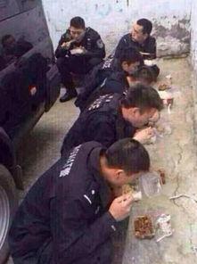 吃瓜群众看吵架引来警察,一地鸡毛背后的法律思考